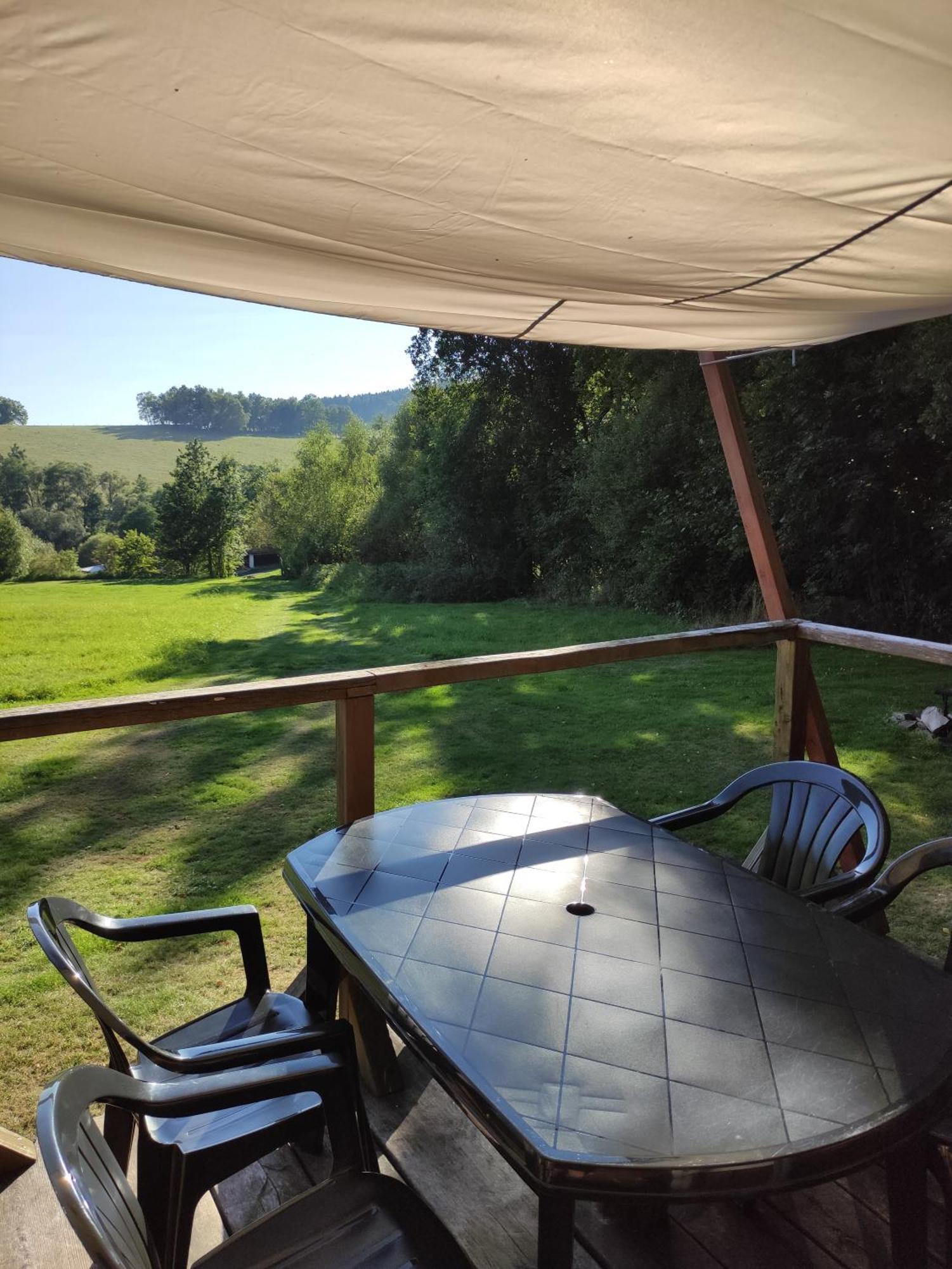 Mobilni Dum Villa Dolni Dvoriste Luaran gambar